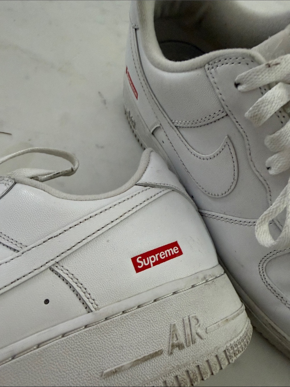 Nike Air Force 1 Low x Supreme White size 9.5 used no box